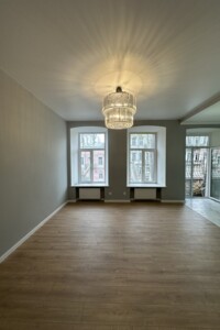 Продажа квартиры, Одесса, р‑н. Приморский, Италийская (Пушкинская) улица, дом 45