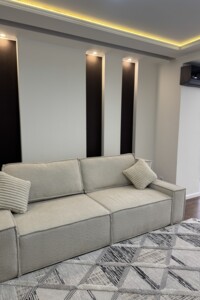 Продаж квартири, Івано-Франківська, Вовчинець, р‑н. Кішлак, Європейська вулиця, буд. 2