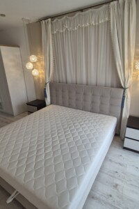 Довгострокова оренда квартири, Вінниця, р‑н. Свердловський масив, Князів Коріатовичів вулиця, буд. 118