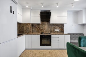 Продажа квартиры, Львовская, Лисиничи, Шухевича улица, дом 3