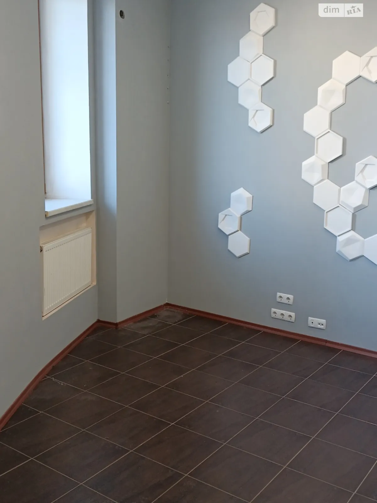 Продається офіс 29 кв. м в бізнес-центрі, цена: 23000 $ - фото 1