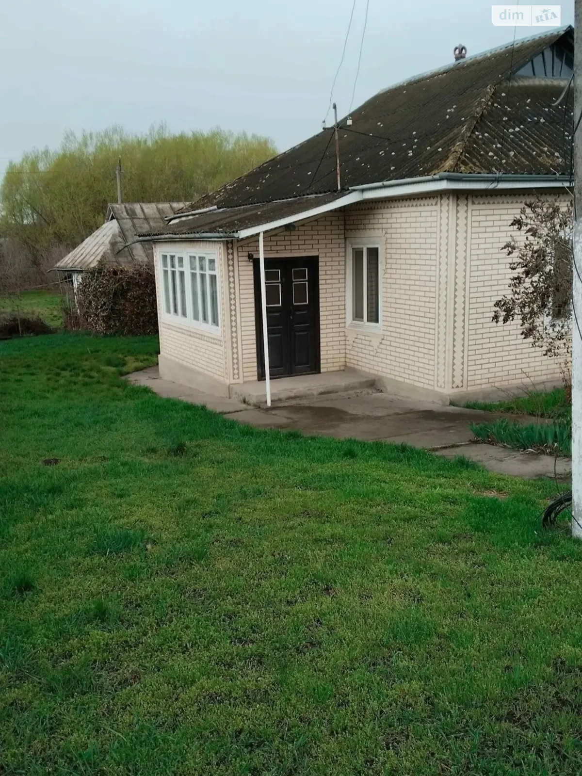 Продается одноэтажный дом 100 кв. м с гаражом, цена: 42000 $ - фото 1