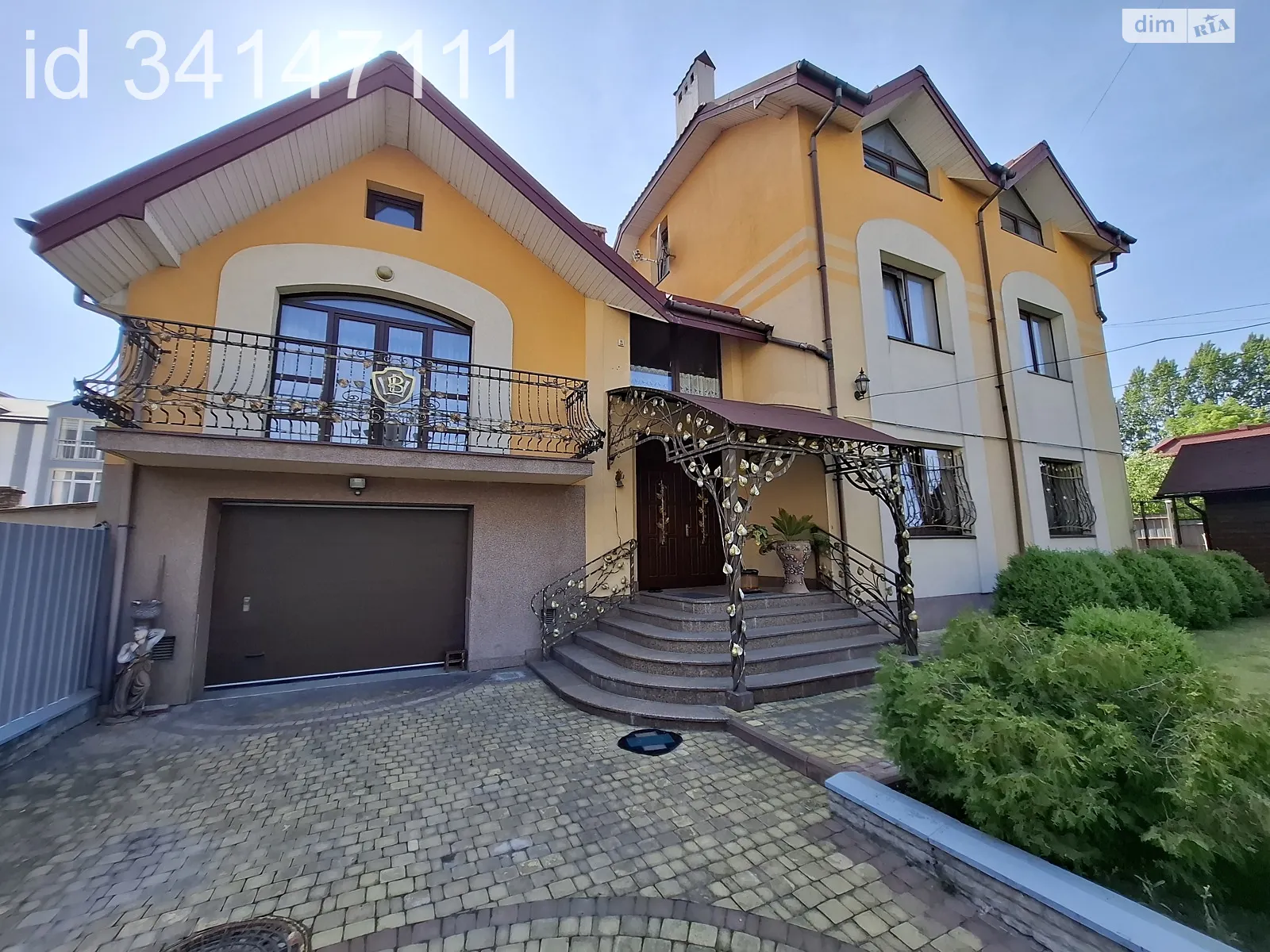 Продается дом на 3 этажа 269.4 кв. м с мебелью, цена: 500000 $ - фото 1