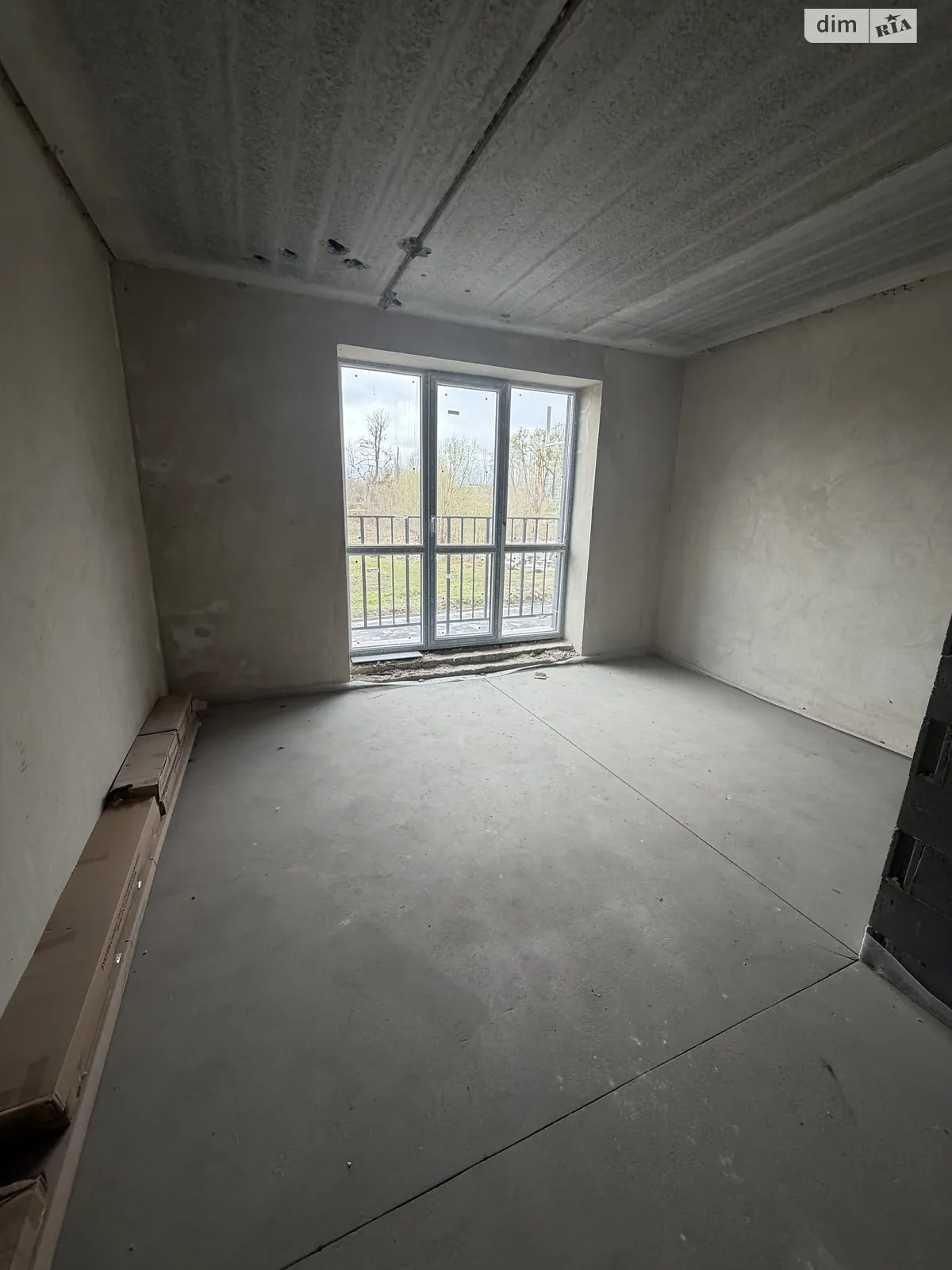 Продается 1-комнатная квартира 29.6 кв. м в Гостомеле, ул. Молодежная, 11 - фото 1