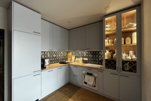 Продажа квартиры, Харьков, р‑н. Левада, ст.м. Левада, Елизаветинская улица, дом 1