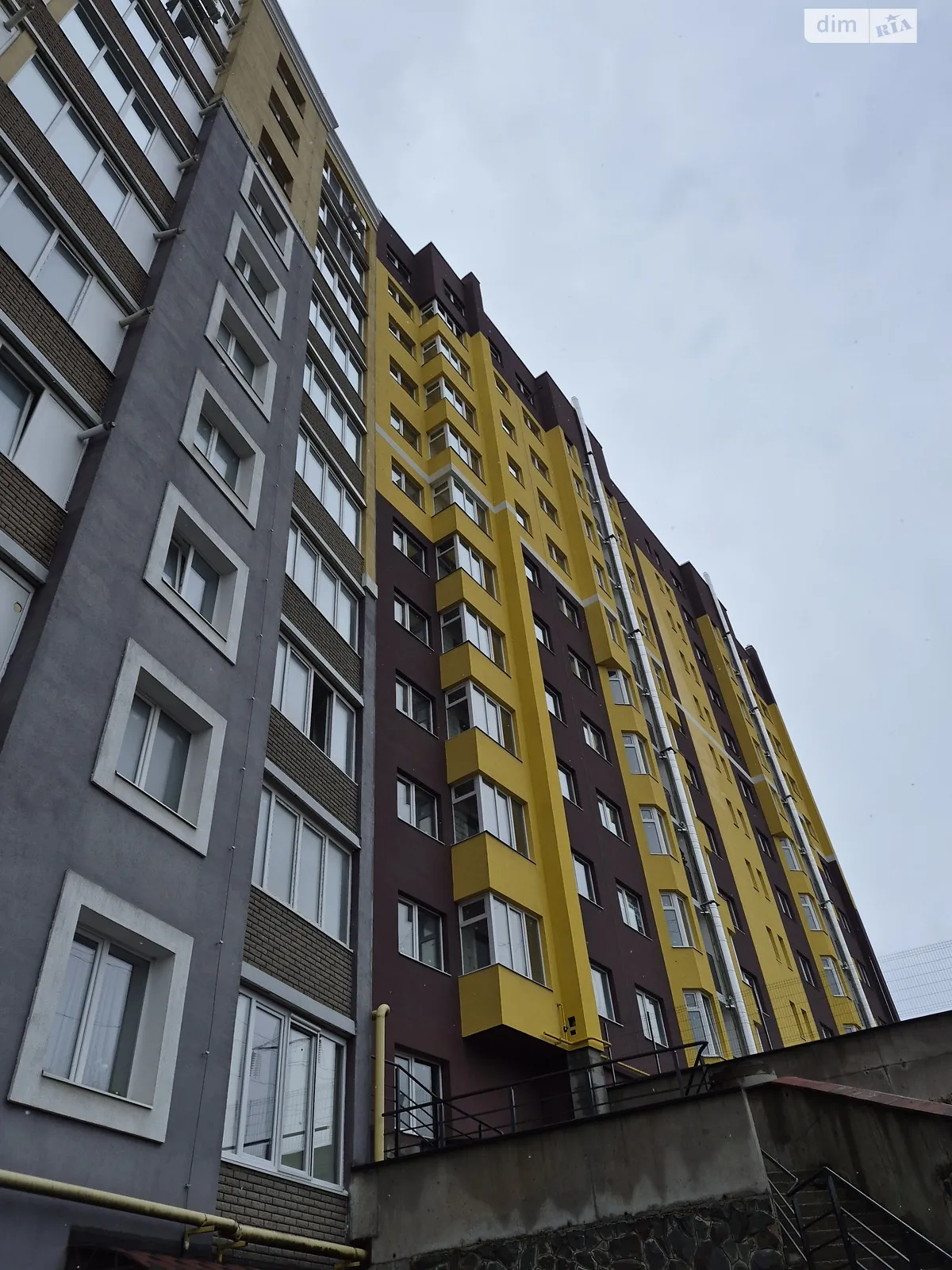Продается 1-комнатная квартира 35 кв. м в Хмельницком, ул. Озерная, 4А - фото 1
