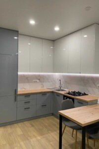 Сниму квартиру в Львове долгосрочно