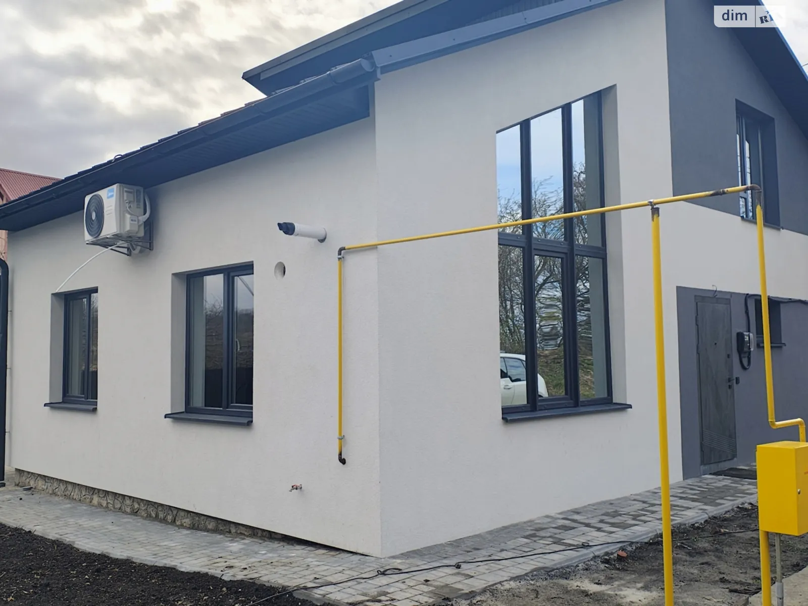 Продается дом на 2 этажа 100 кв. м с баней/сауной, цена: 135000 $ - фото 1