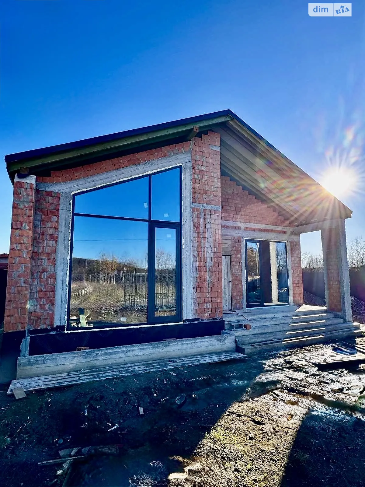 Продается одноэтажный дом 180 кв. м с баней/сауной, цена: 140000 $ - фото 1