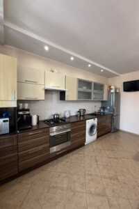 Продаж квартири, Полтава, р‑н. Центр, Соборності (Жовтнева) вулиця