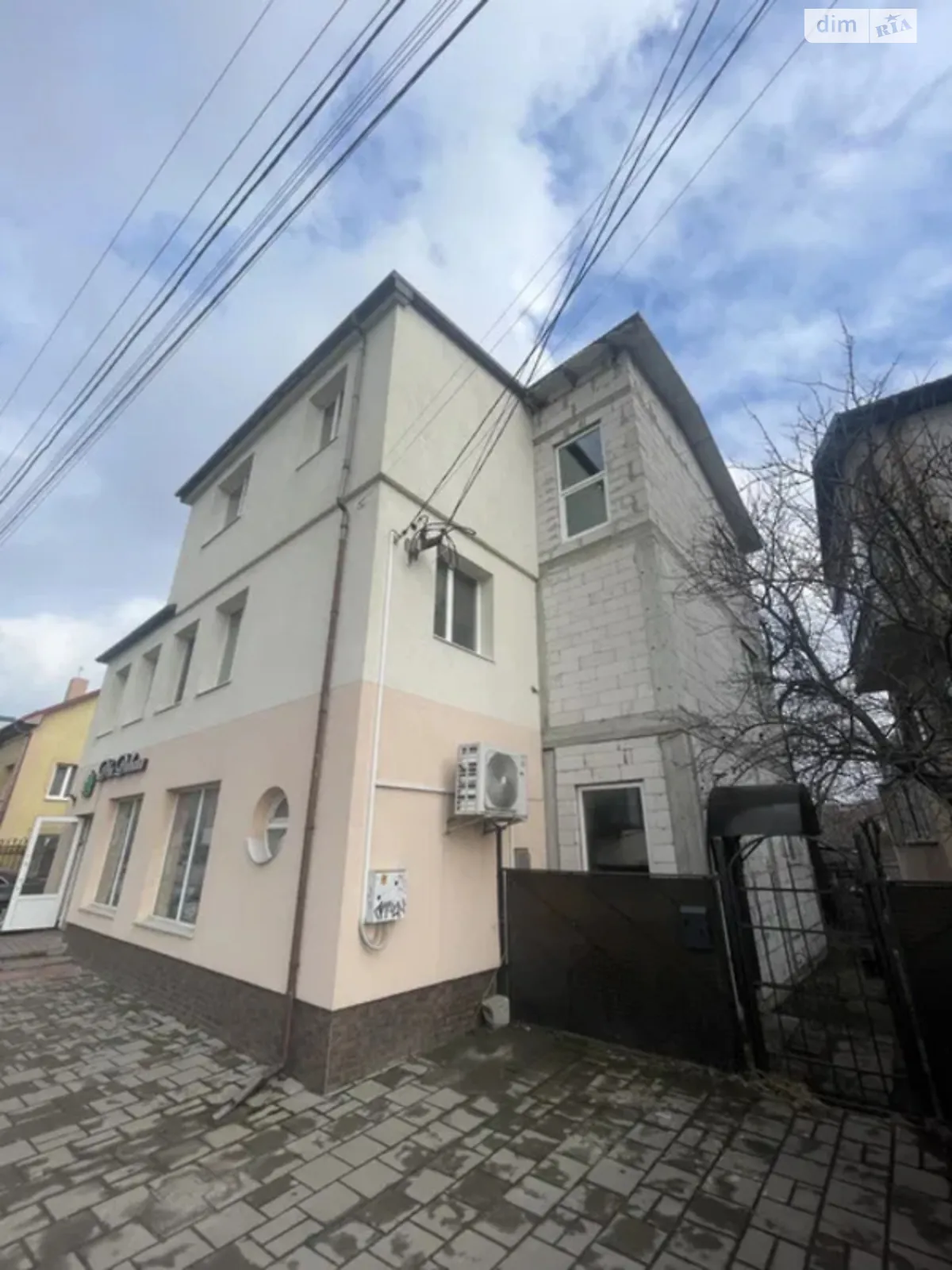 Продается часть дома 88 кв. м с беседкой, цена: 111000 $ - фото 1