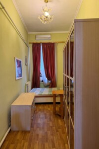 Продажа квартиры, Одесса, р‑н. Пересыпский, Черноморского казачества улица