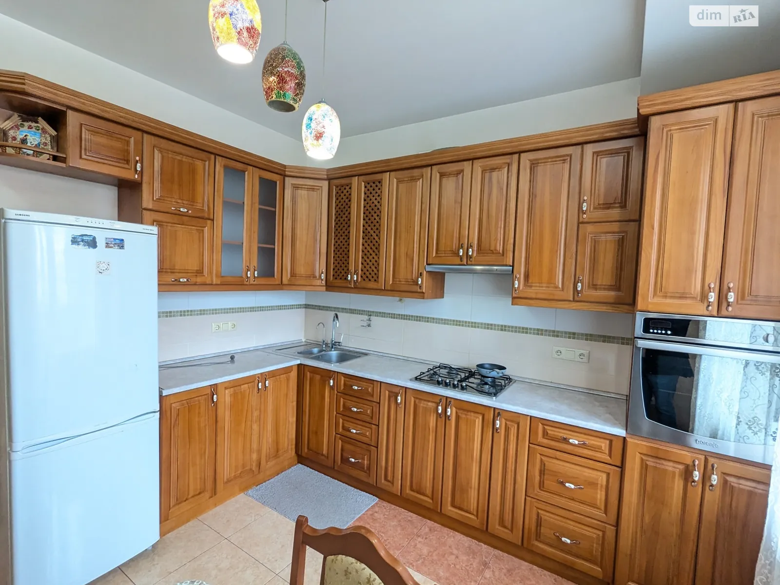 Сдается в аренду 3-комнатная квартира 82 кв. м в Ровно, ул. Тихая, 7 - фото 1