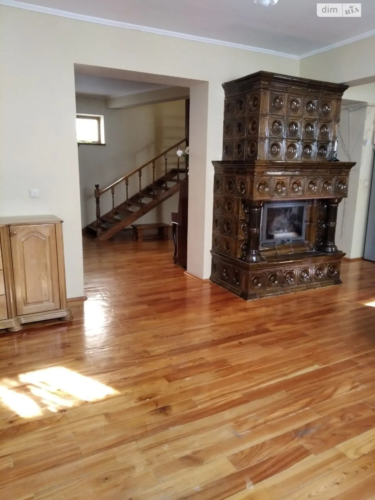 Продается дом на 2 этажа 185.5 кв. м с камином, цена: 162000 $ - фото 1