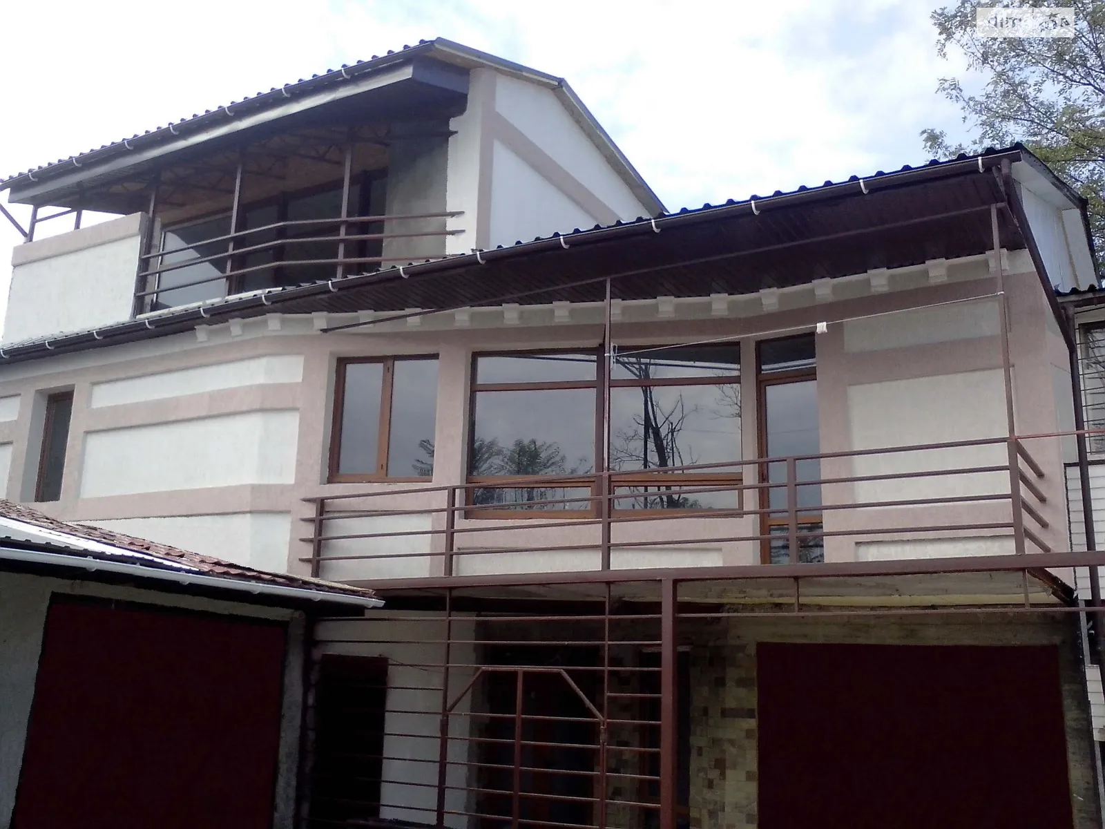 Продается дом на 2 этажа 178.7 кв. м с мансардой, цена: 70000 $ - фото 1