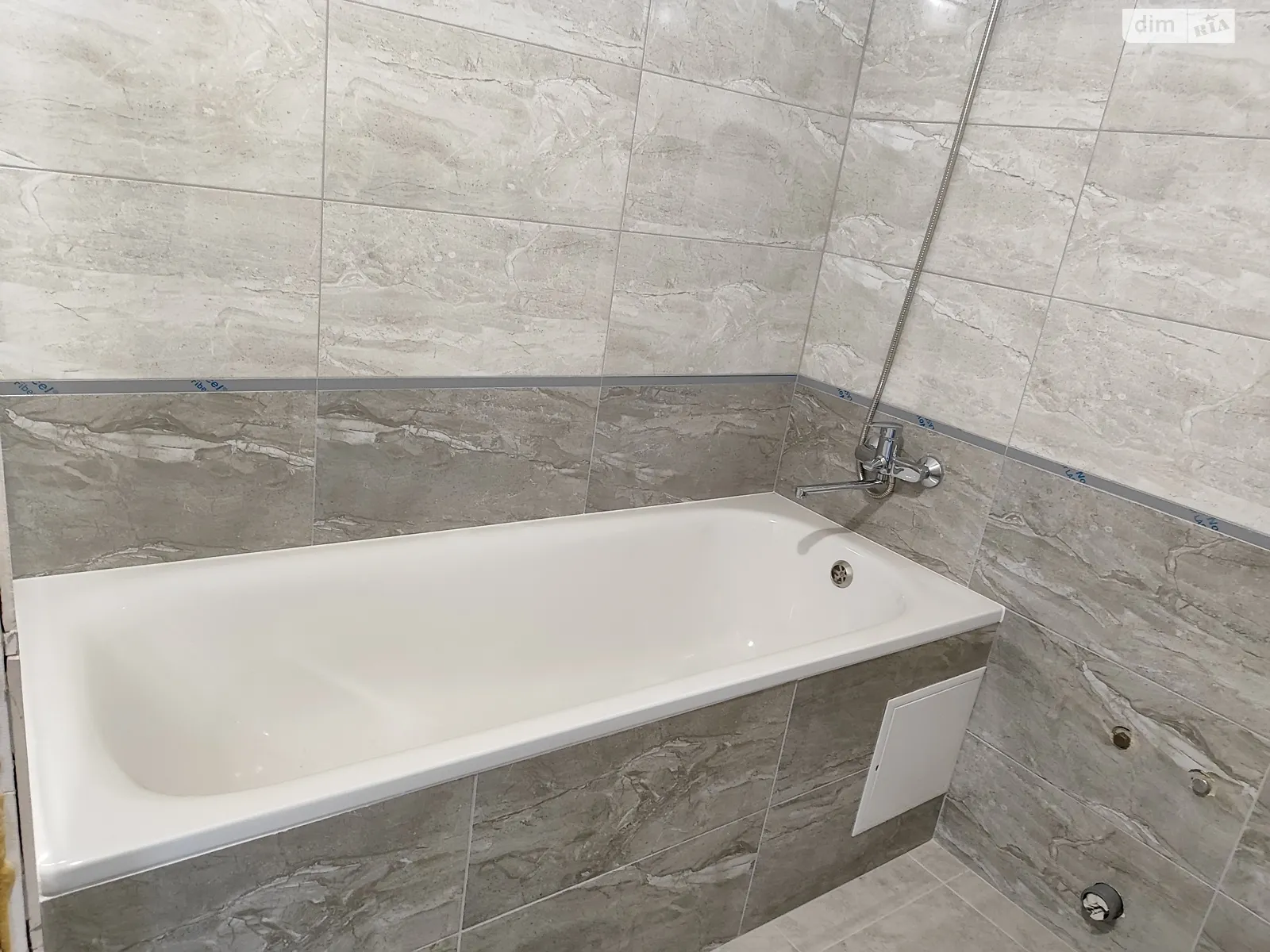 Продается 1-комнатная квартира 39.7 кв. м в Чернигове, ул. Независимости, 17 - фото 1