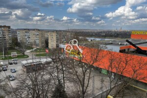 Продажа квартиры, Днепропетровская, Кривой Рог, р‑н. Покровский, 5-й Заречный микрорайон улица, дом 10