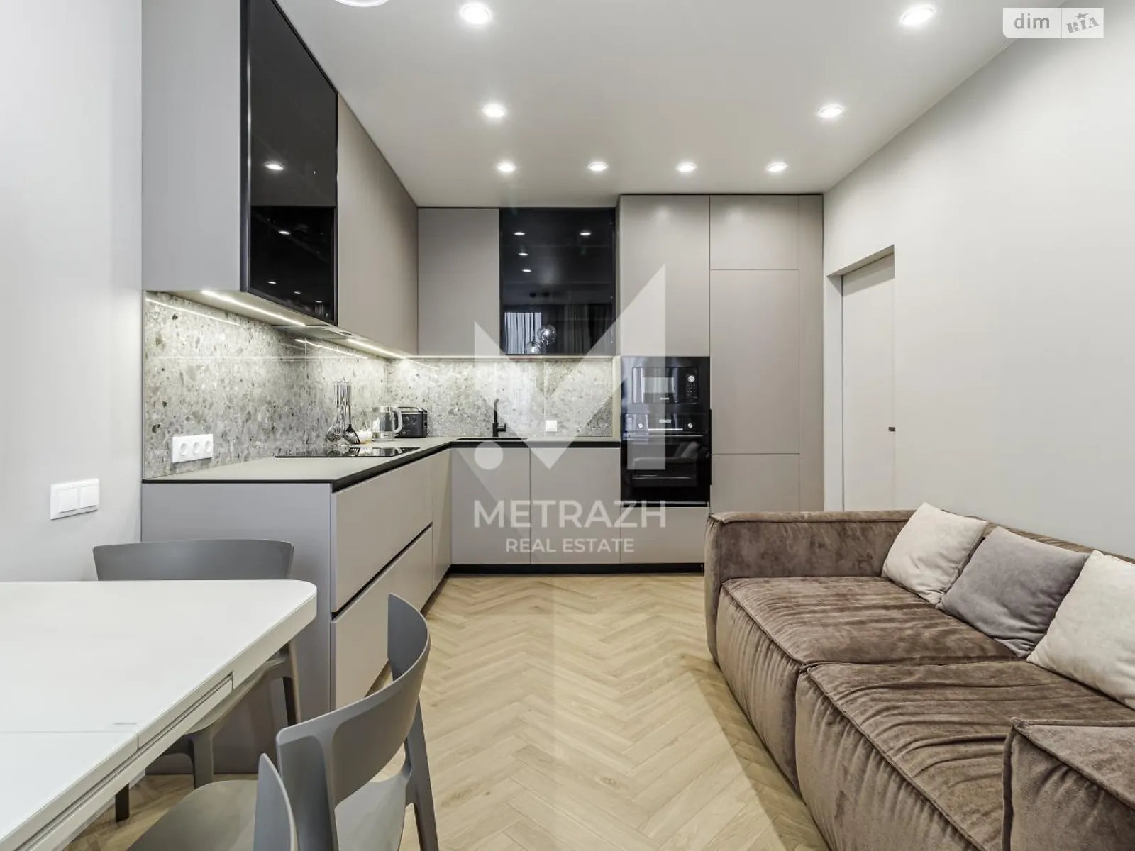 Продается 3-комнатная квартира 77.7 кв. м в Киеве, Столичное шоссе, 1 - фото 1