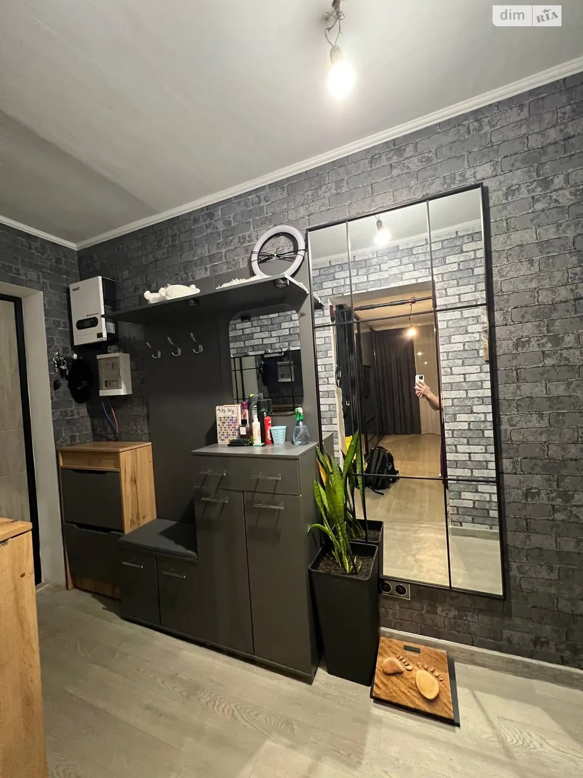 Продается 2-комнатная квартира 56.7 кв. м в Павлограде, ул. Новая, 28 - фото 1