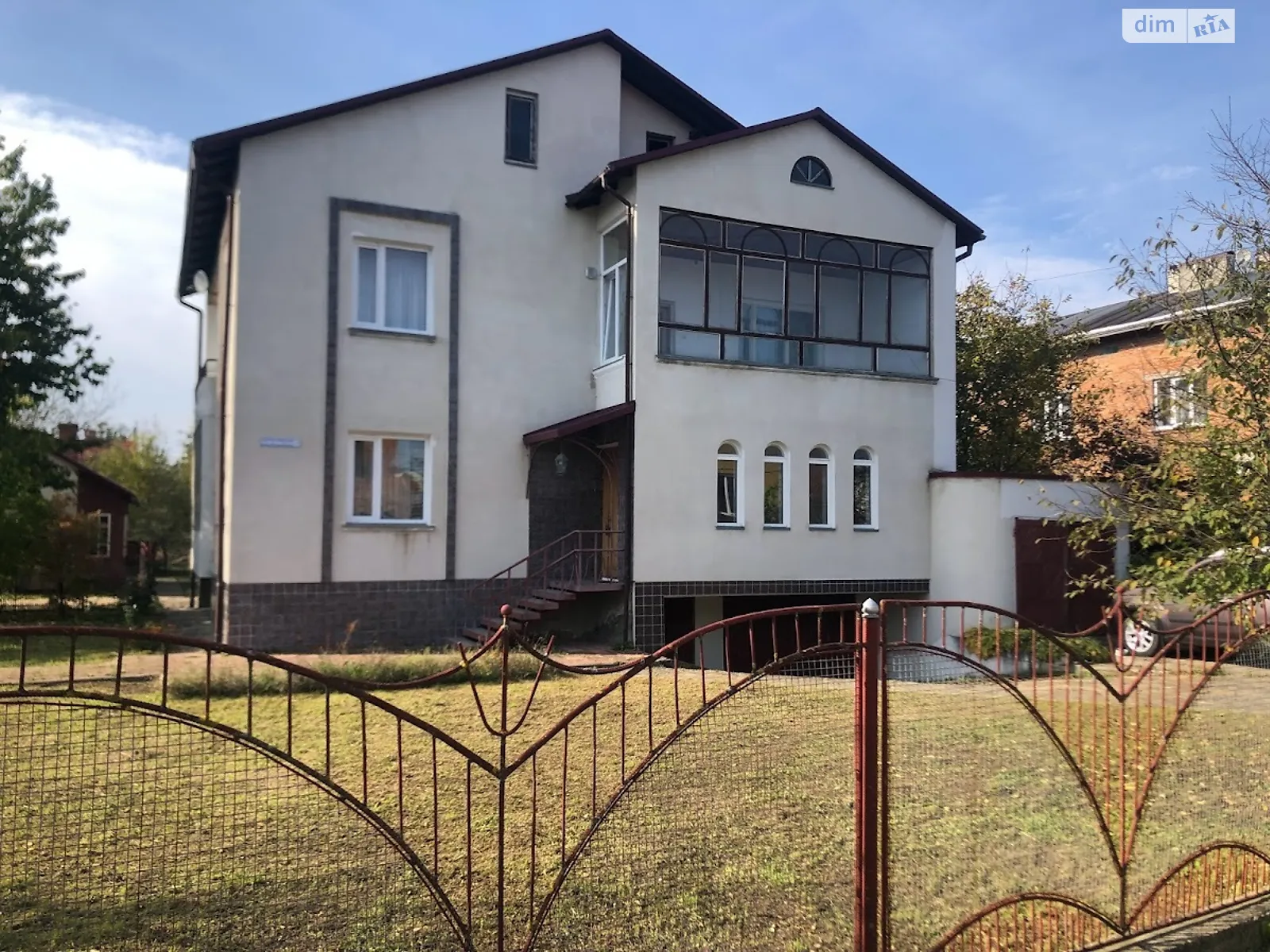 Продается дом на 2 этажа 200 кв. м с беседкой, цена: 225000 $ - фото 1