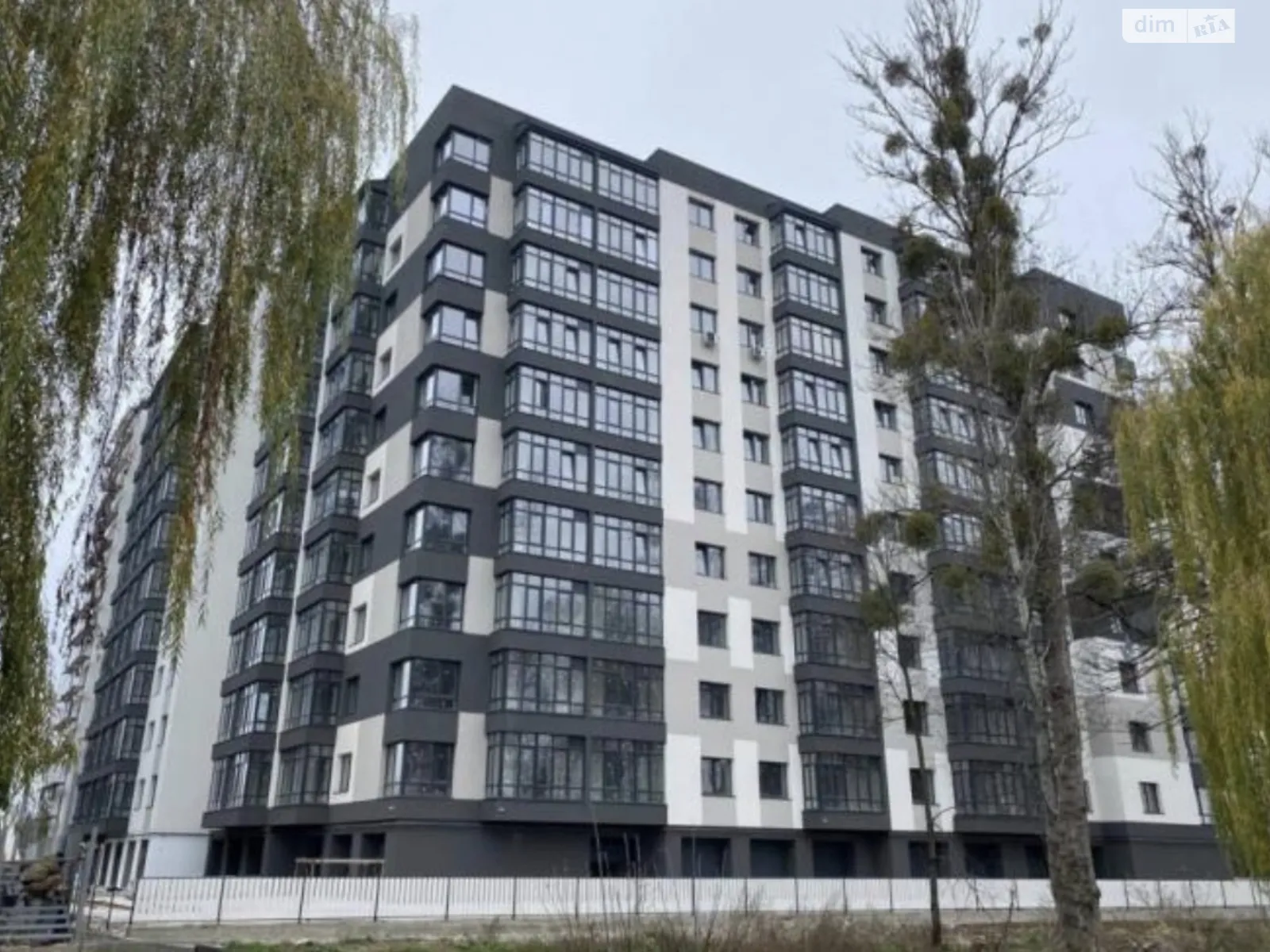 Продается 1-комнатная квартира 47 кв. м в Криховцах, ул. Приозерная, 57 - фото 1