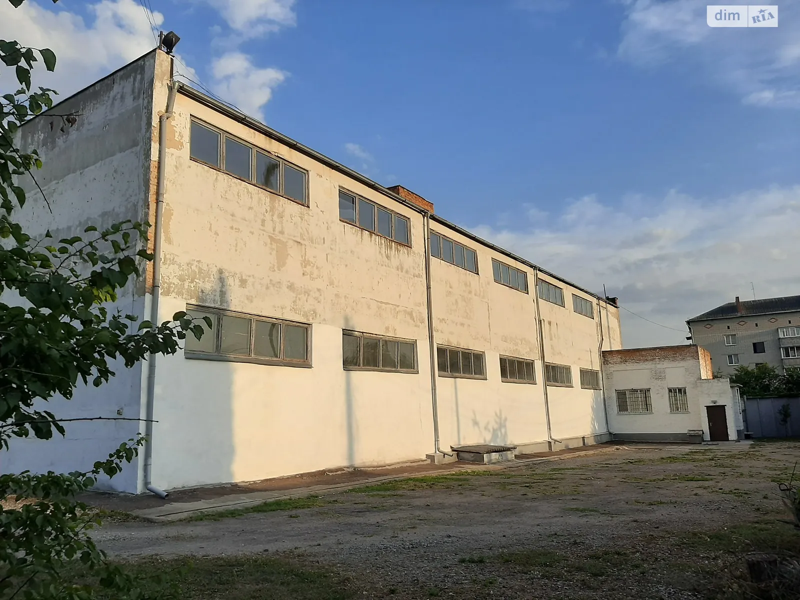 Продается помещения свободного назначения 1502 кв. м в 2-этажном здании, цена: 450000 $ - фото 1