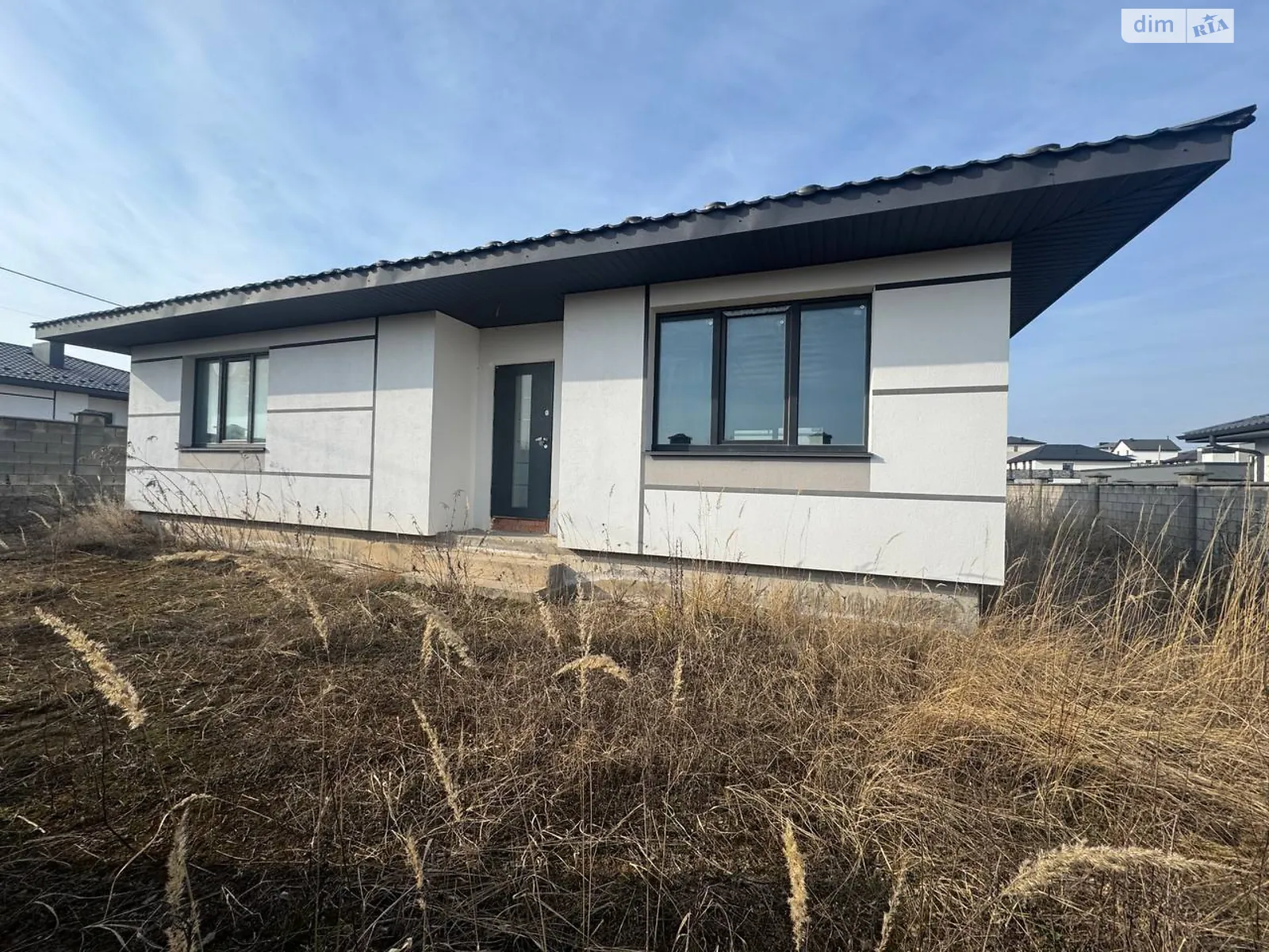 Продается одноэтажный дом 96 кв. м с верандой, цена: 105000 $ - фото 1