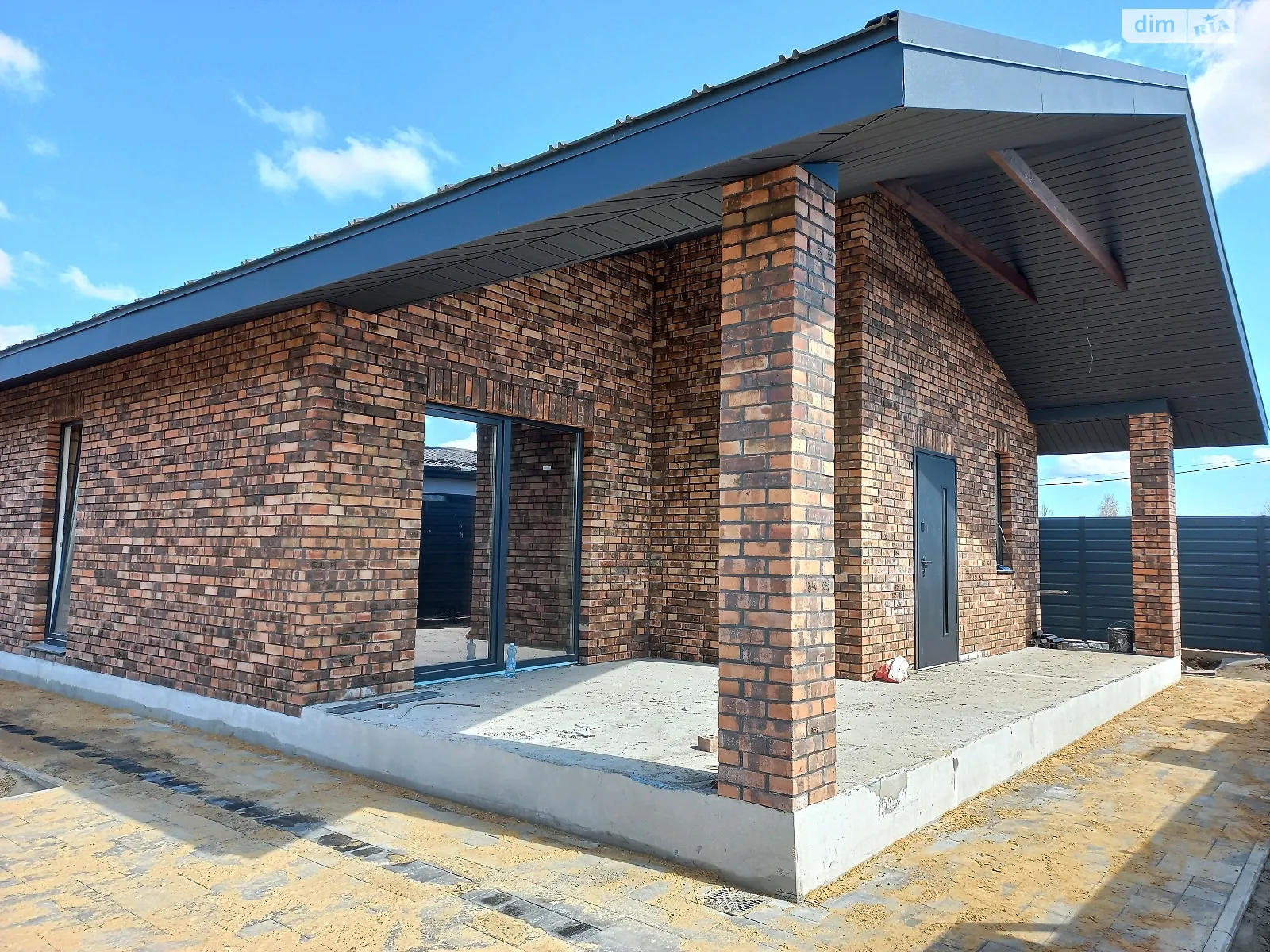 Продается одноэтажный дом 87 кв. м с подвалом, цена: 89500 $ - фото 1