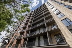 Продаж квартири, Одеса, р‑н. Середній Фонтан, Чубаївська вулиця, буд. 1