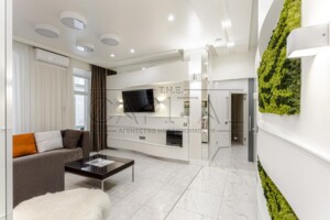 Долгосрочная аренда квартиры, Киев, р‑н. Липки, ст.м. Площадь Независимости, Бессарабская площадь, дом 5