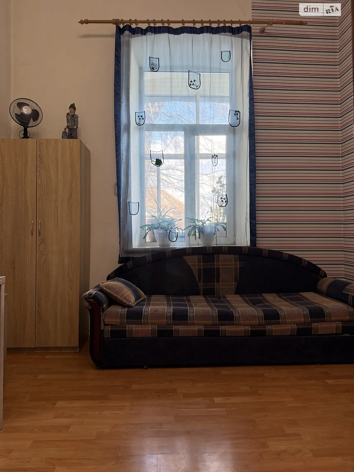 Продается 4-комнатная квартира 70.5 кв. м в Днепре, ул. Степана Бандеры(Шмидта), 9 - фото 1