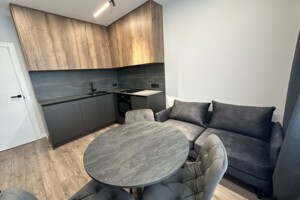 Долгосрочная аренда квартиры, Киев, р‑н. Ветряные Горы, Вышгородская улица, дом 45