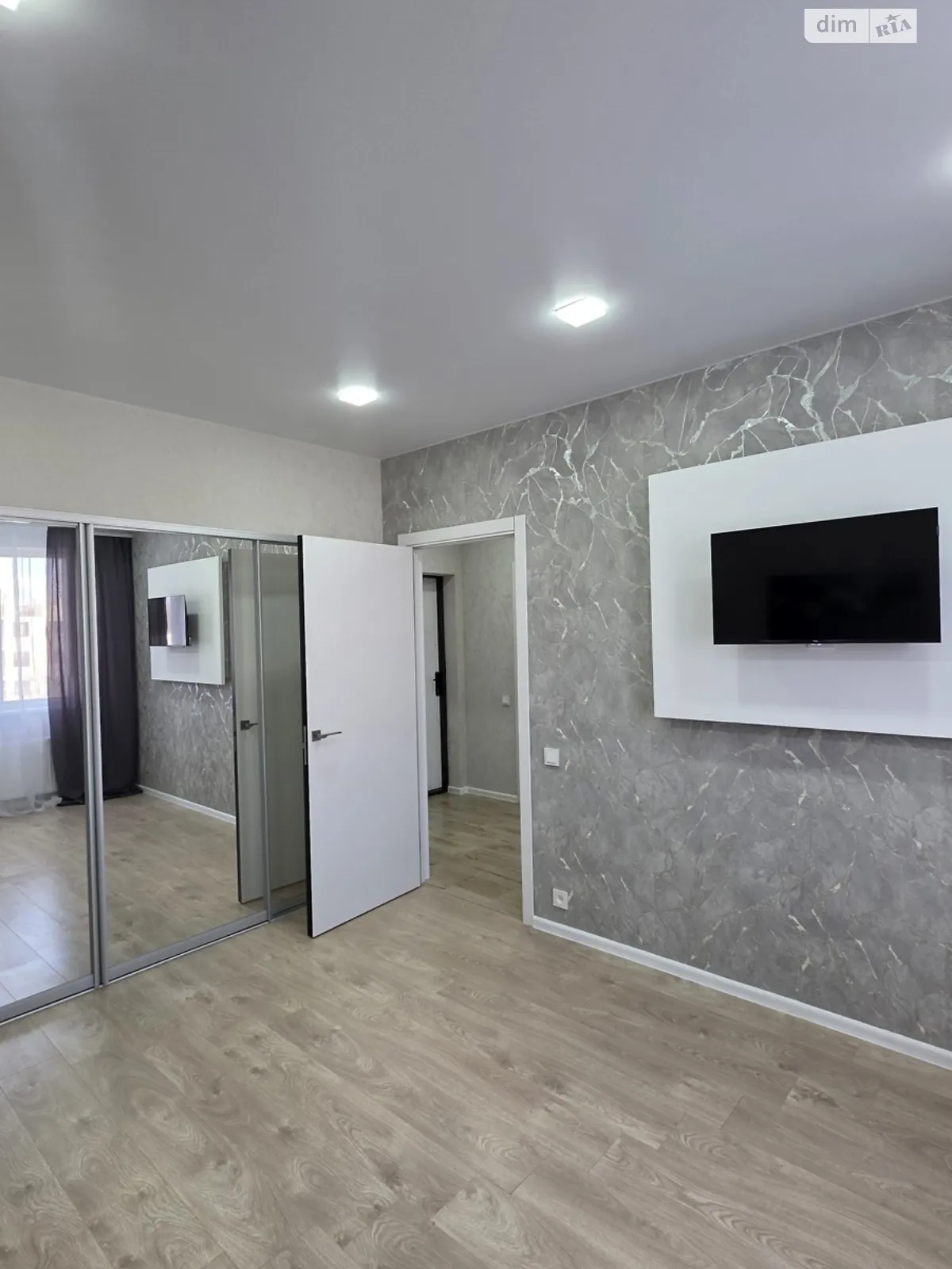 Продается 1-комнатная квартира 35.7 кв. м в Харькове, ул. Мира - фото 1