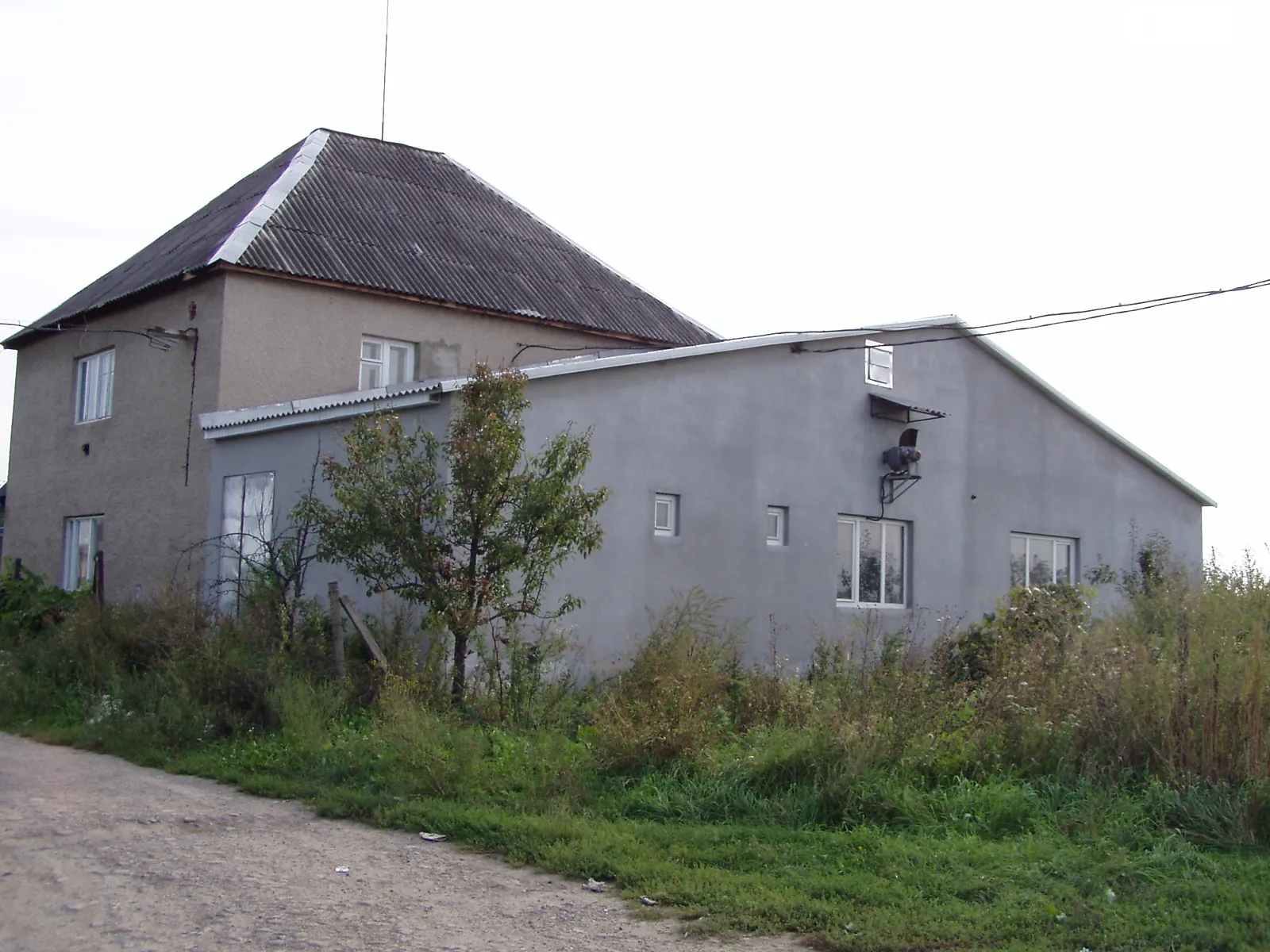 Продается помещения свободного назначения 700 кв. м в 2-этажном здании, цена: 275000 $ - фото 1