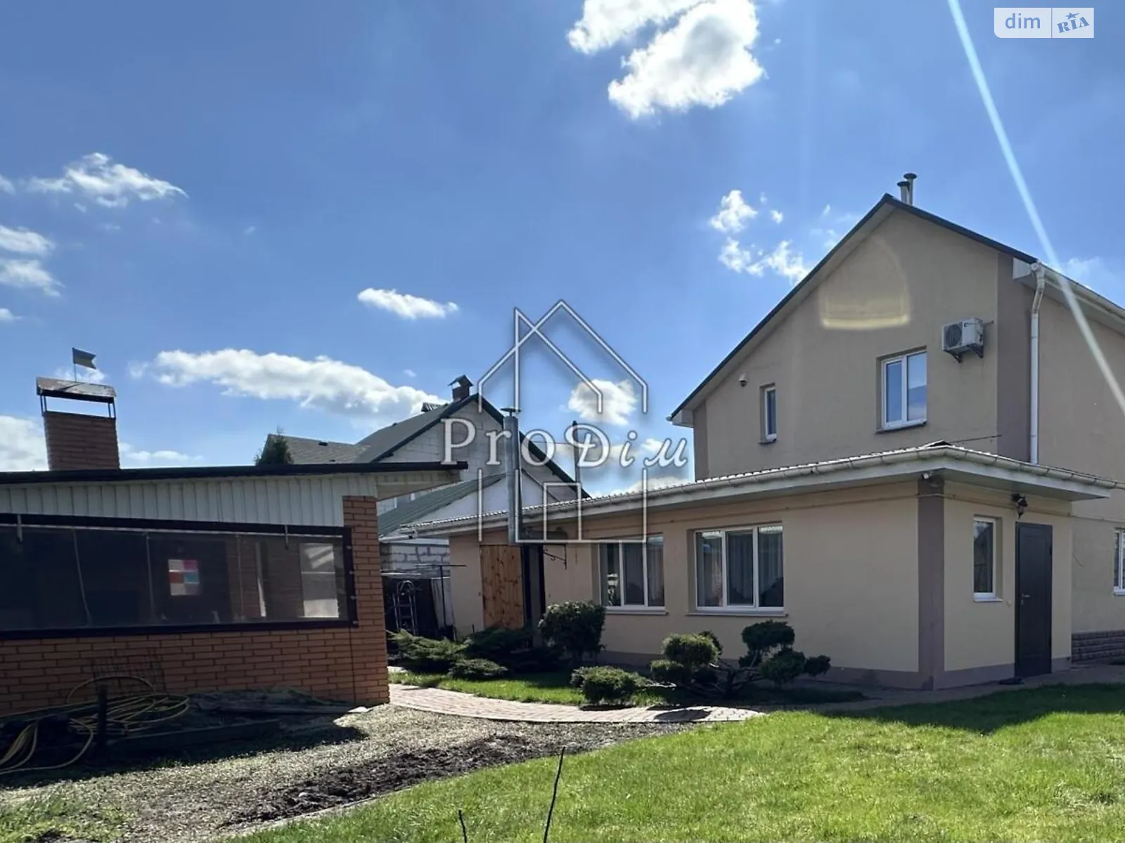 Продается дом на 2 этажа 146 кв. м с балконом, цена: 146000 $ - фото 1