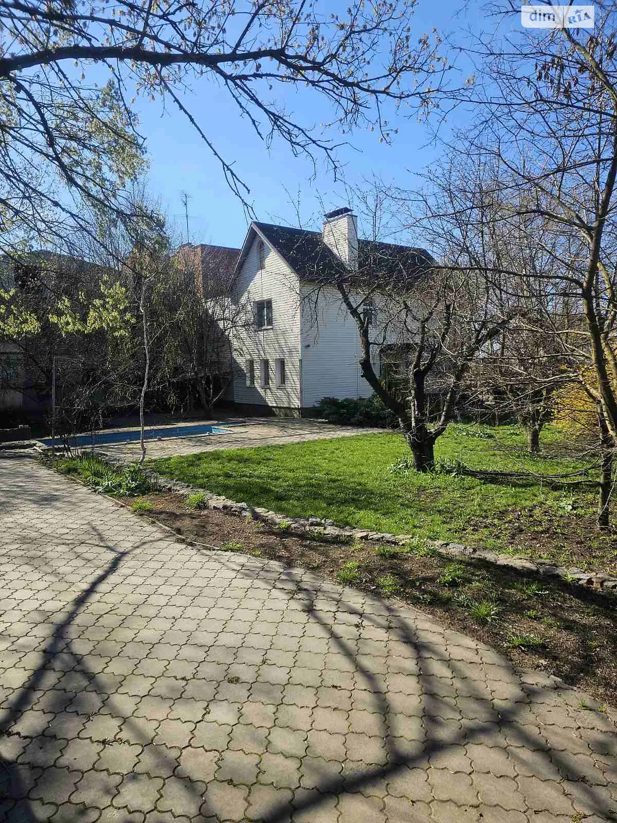 Продается дом на 2 этажа 206.1 кв. м с гаражом, цена: 134000 $ - фото 1