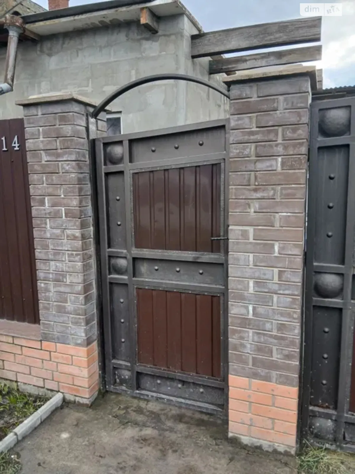 Продается одноэтажный дом 60 кв. м с бассейном, цена: 26500 $ - фото 1