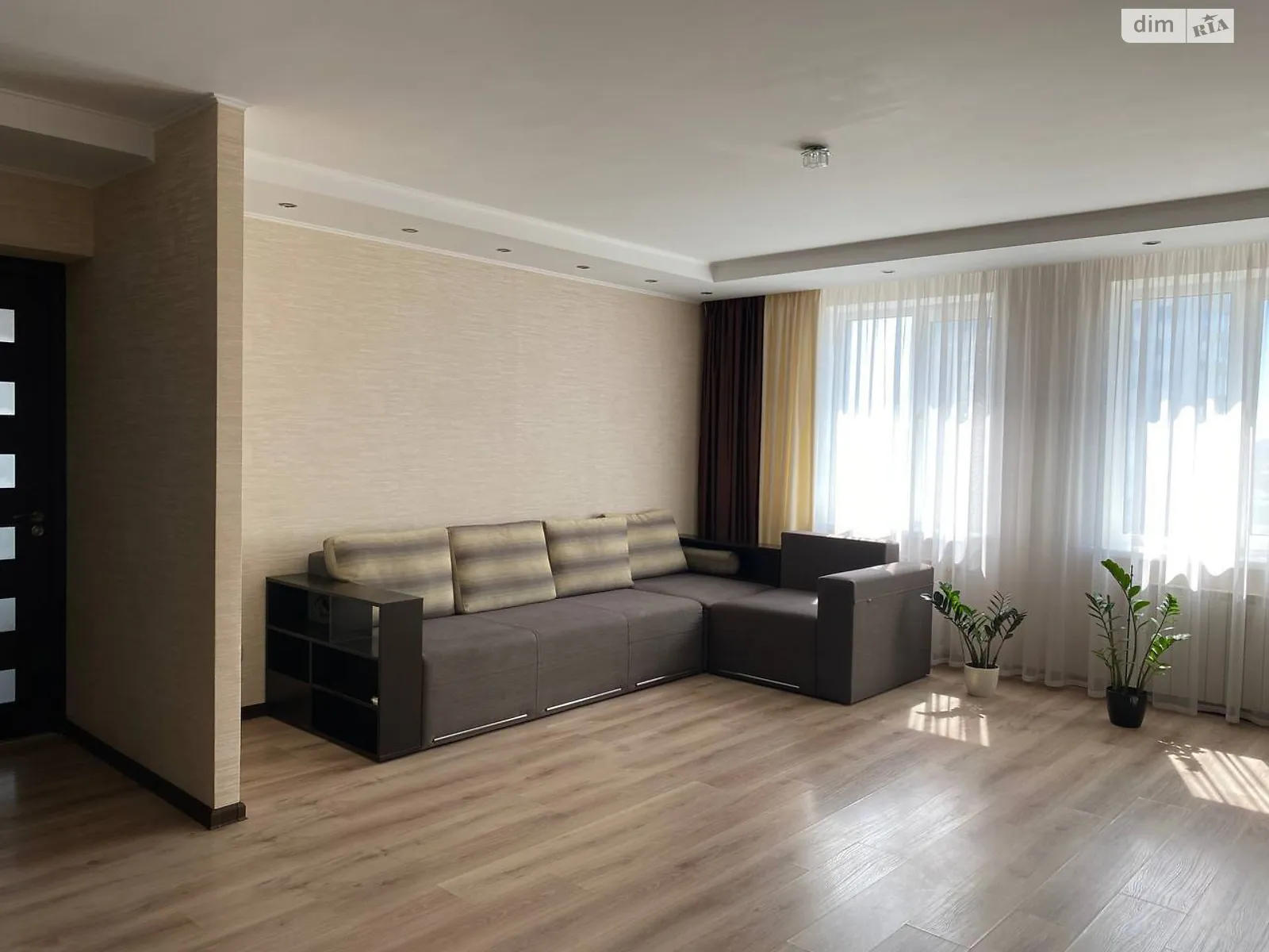 Продается 3-комнатная квартира 85 кв. м в Черкассах, ул. Героев Днепра - фото 1