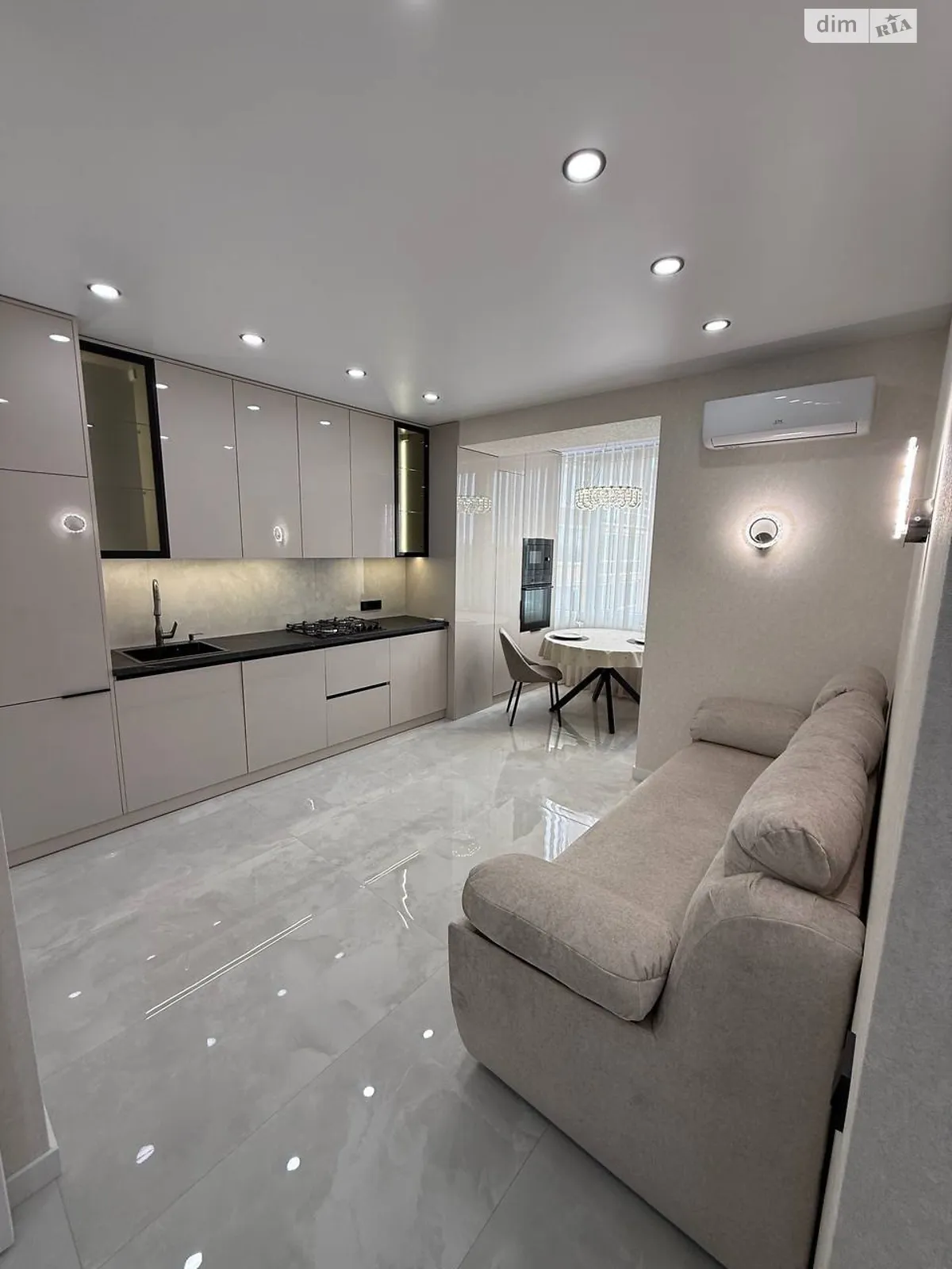 Продается 2-комнатная квартира 62 кв. м в Хмельницком, Старокостянтиновское шоссе, 20/3 - фото 1