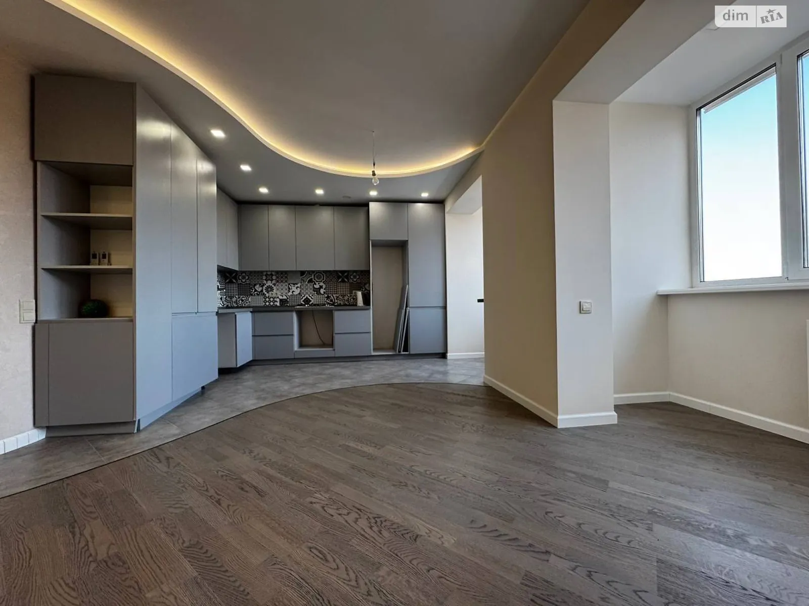 Продается 1-комнатная квартира 63.3 кв. м в Ворзеле, ул. Кленовая - фото 1