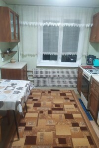 Сниму квартиру в Желтых Водах долгосрочно