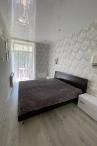 Сниму квартиру в Желтых Водах долгосрочно