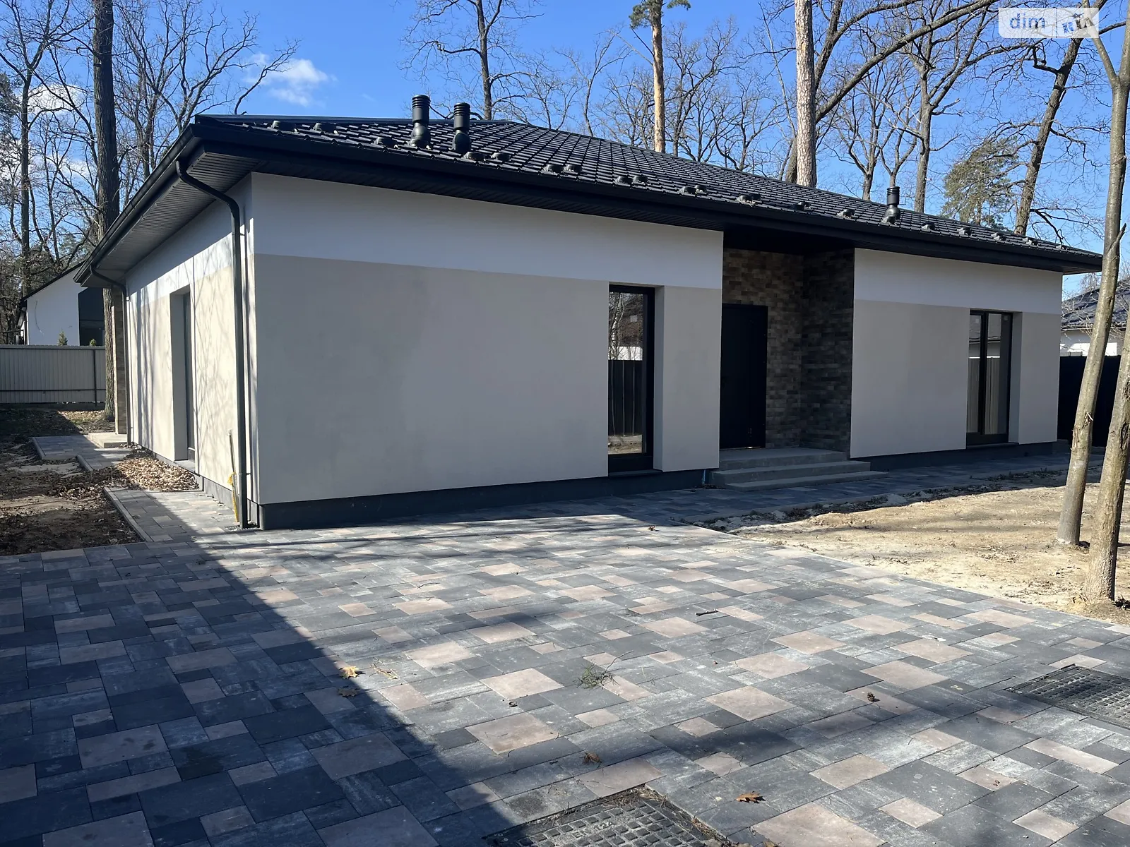 Продается одноэтажный дом 122 кв. м с участком, цена: 128000 $ - фото 1