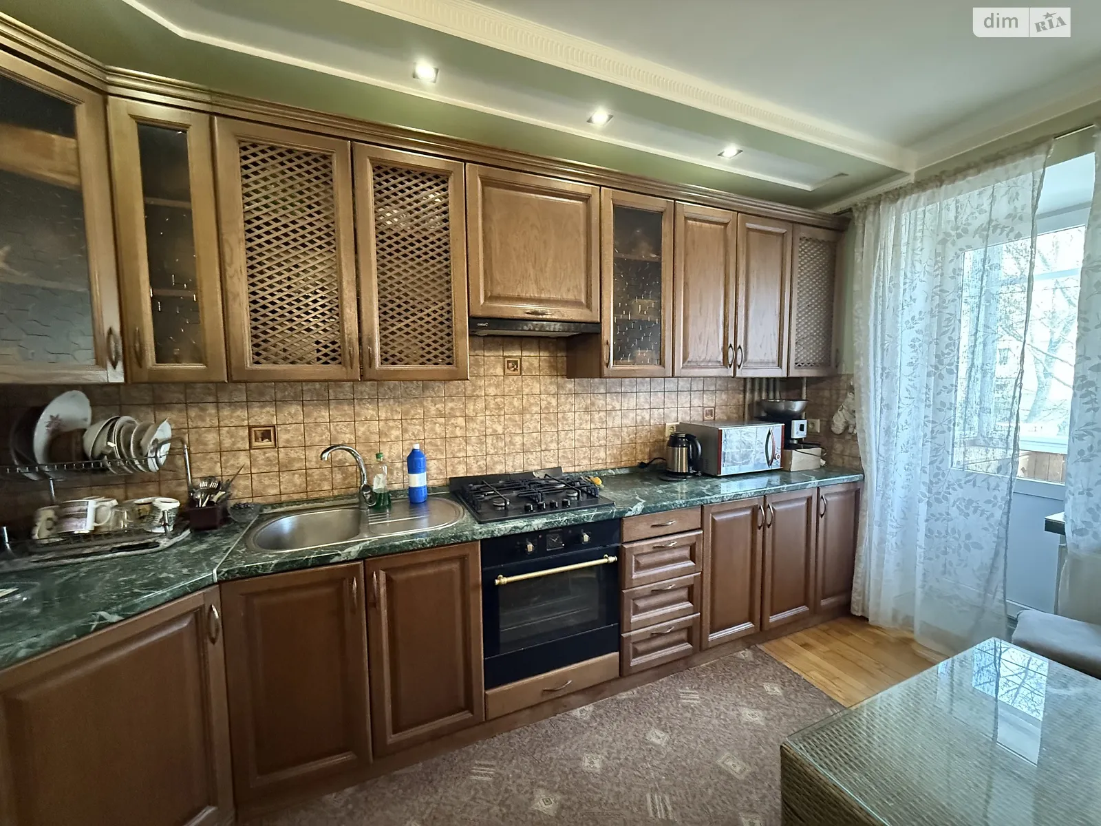 3-комнатная квартира 65 кв. м в Тернополе, ул. Защитников Украины(Пушкина) - фото 1