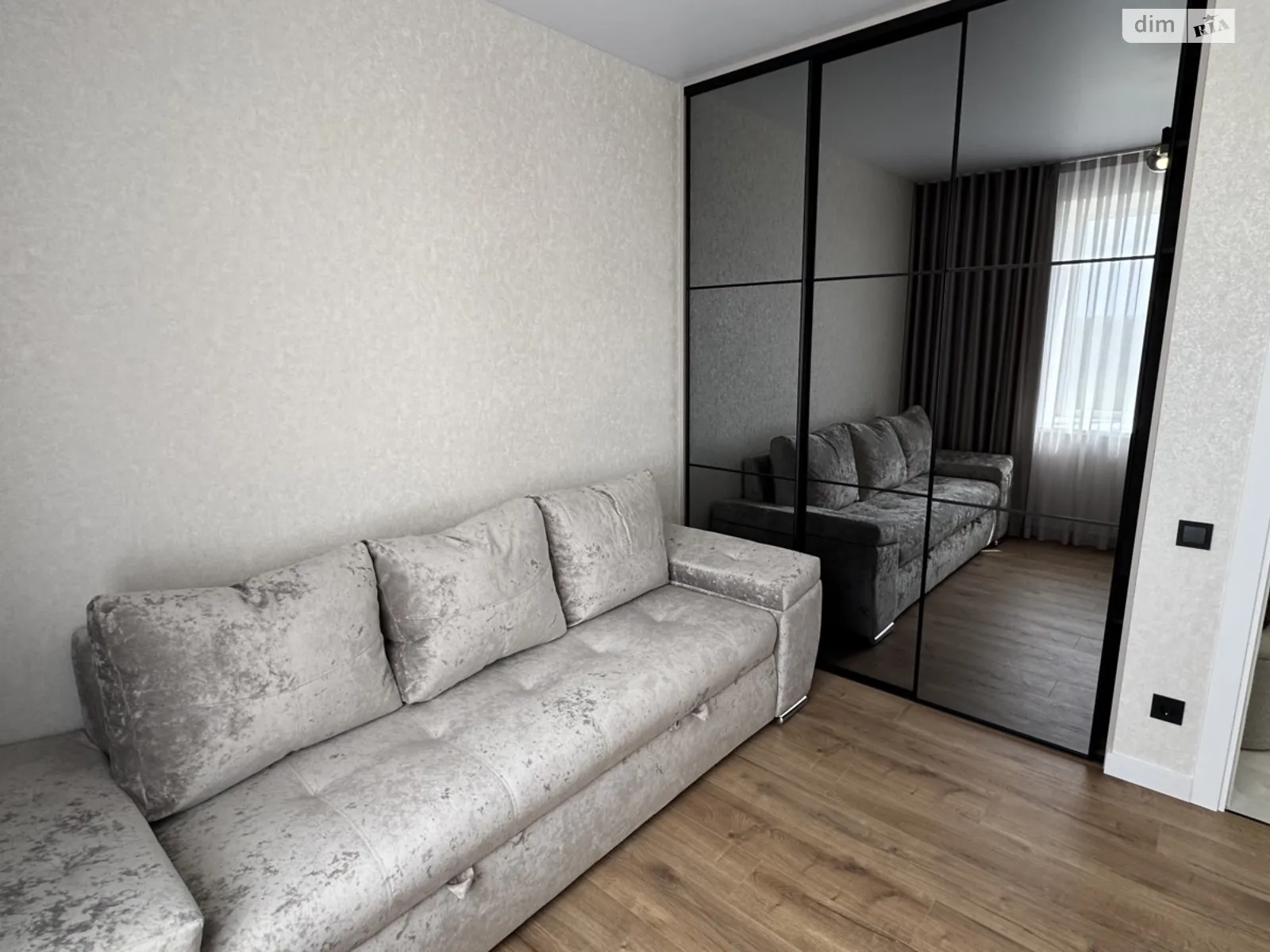 Продається 2-кімнатна квартира 62 кв. м у Хмельницькому, вул. Зарічанська - фото 1