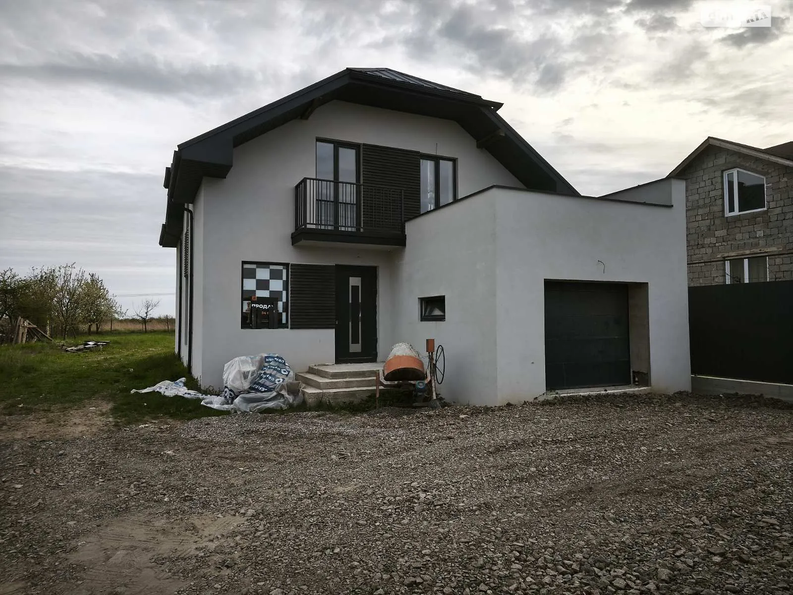 Продается дом на 2 этажа 155 кв. м с мебелью, цена: 140000 $ - фото 1