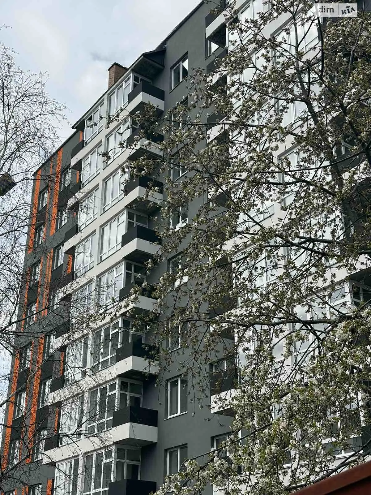 Продається 1-кімнатна квартира 51 кв. м у Хмельницькому, вул. Інститутська - фото 1