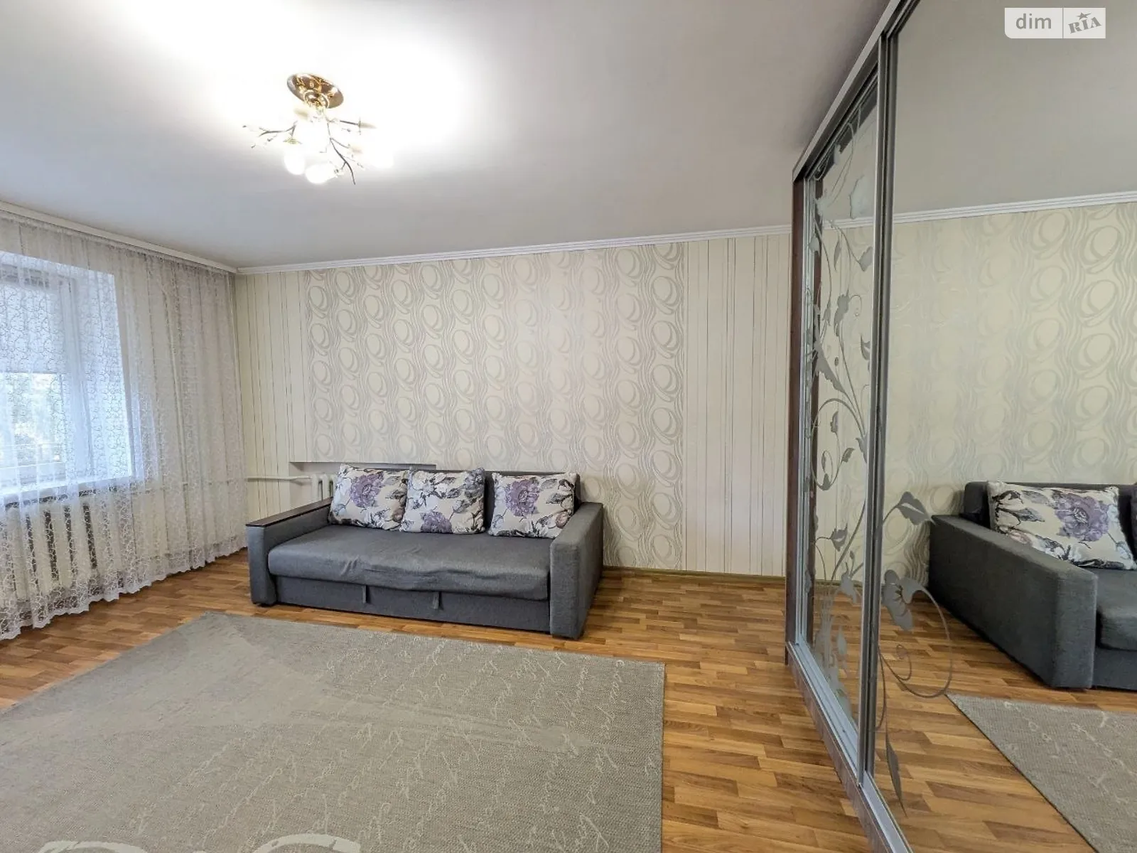 Продается 1-комнатная квартира 35.2 кв. м в Ровно, ул. Князя Романа - фото 1