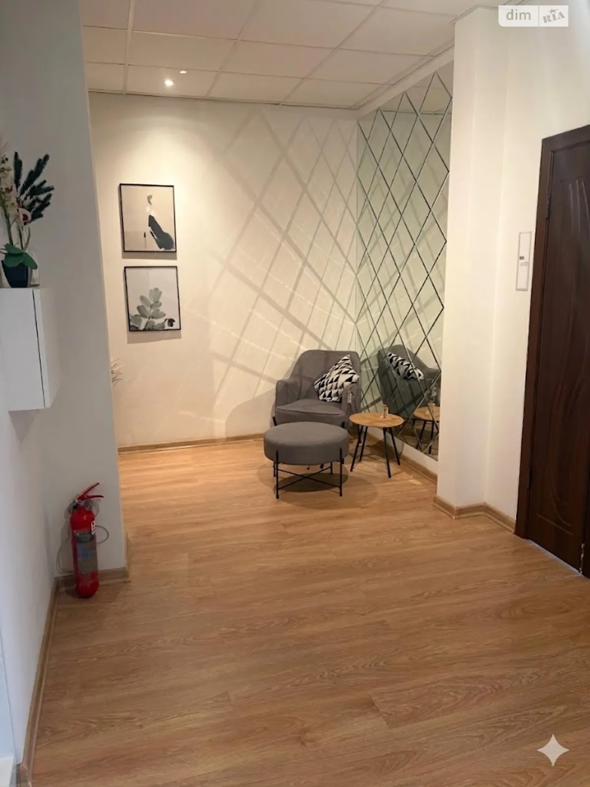 Продается 1-комнатная квартира 57 кв. м в Киеве, наб. Днепровская, 14Б - фото 1