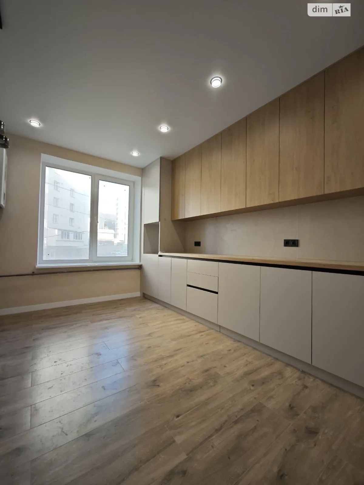 Продается 2-комнатная квартира 56.7 кв. м в Хмельницком, ул. Кармелюка - фото 1